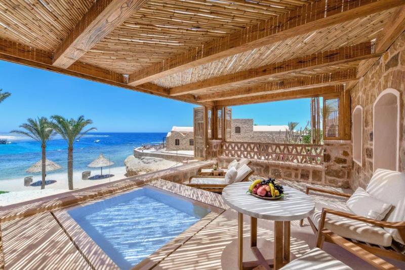 سوییت جونیور با چشمانداز دریا, Movenpick Resort El Quseir