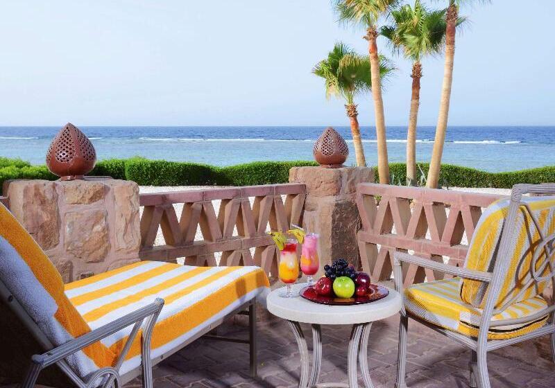 اتاق پرمیوم با چشمانداز دریا, Movenpick Resort El Quseir