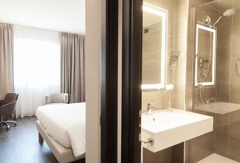 수피리어 룸, Novotel Brescia Due