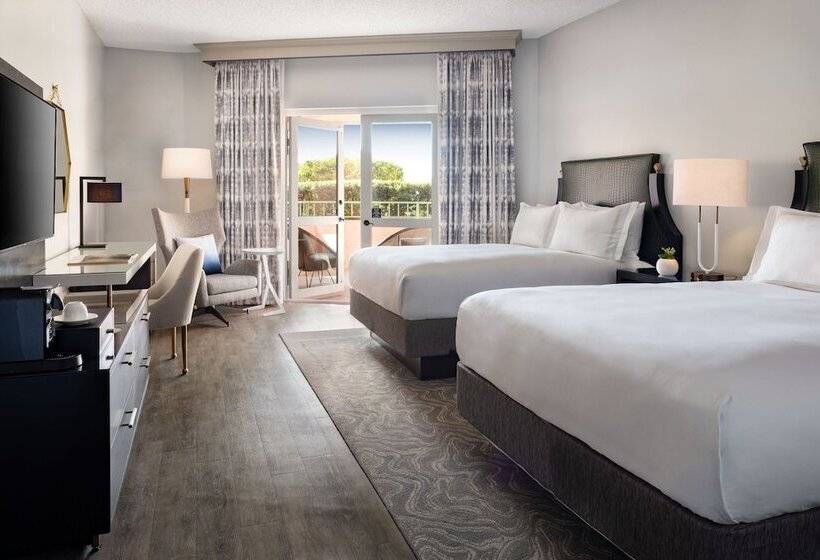 غرفة سوبيريور ذات إطلالة, The Vinoy Resort & Golf Club, Autograph Collection