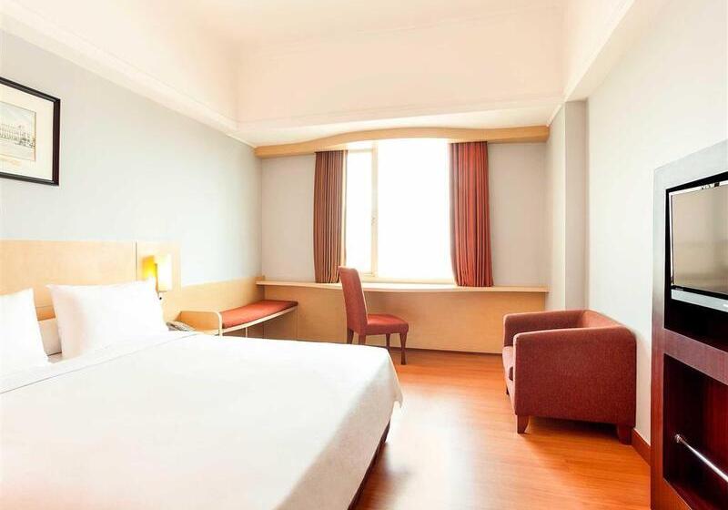 غرفة قياسية, Arcadia Surabaya By Horison