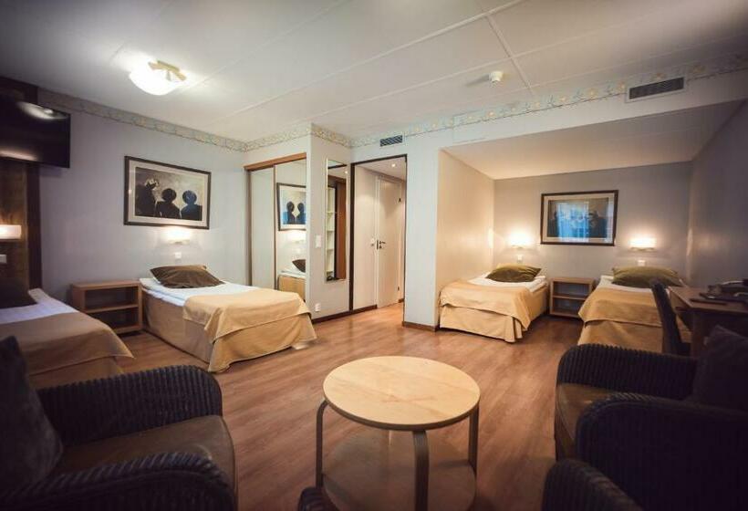 四人标准间, Arthur