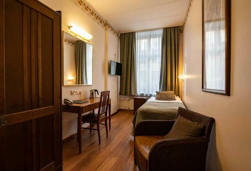 经典单人间, Arthur