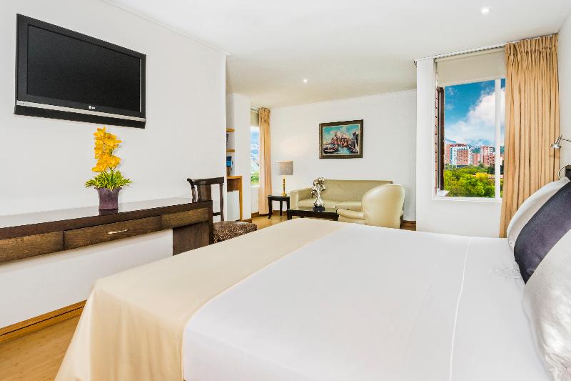 高级大房间, Arthur