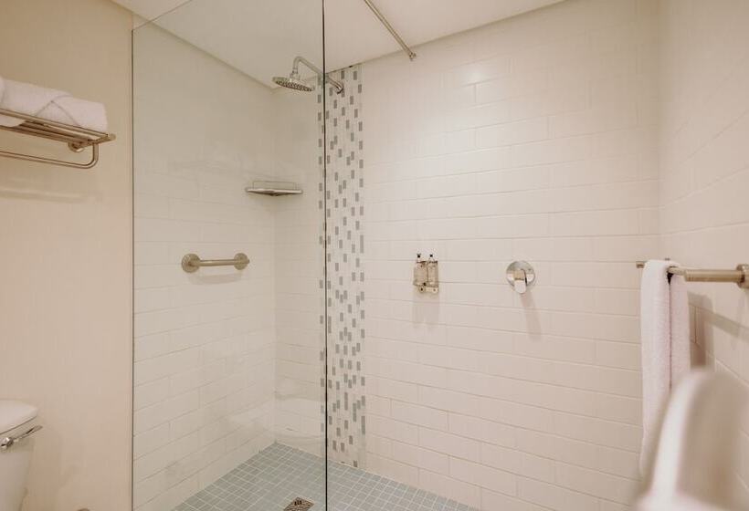 غرفة بريميوم, Bayview