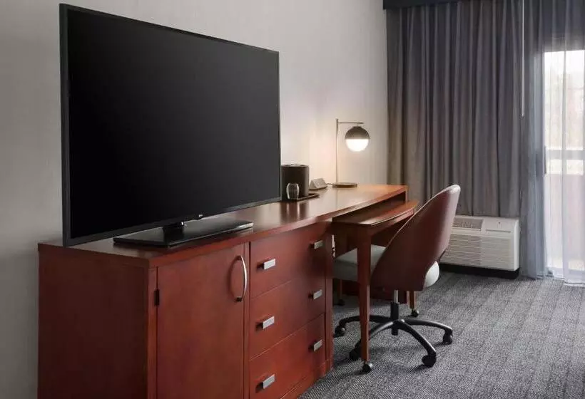 キングサイズベッドのスタンダードルーム, Courtyard By Marriott New Haven Wallingford