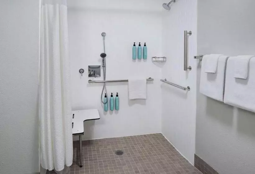 スタンダードルーム, Courtyard By Marriott New Haven Wallingford