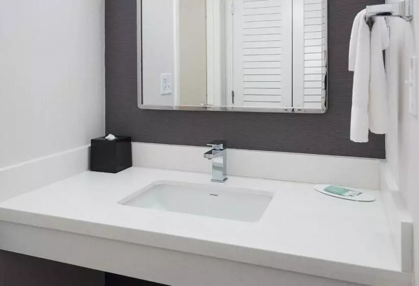 スタンダードルーム, Courtyard By Marriott New Haven Wallingford