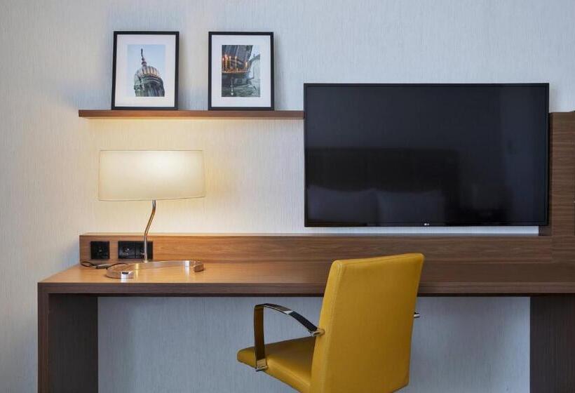 חדר סטנדרט פנימי, Courtyard By Marriott Wiesbaden Nordenstadt