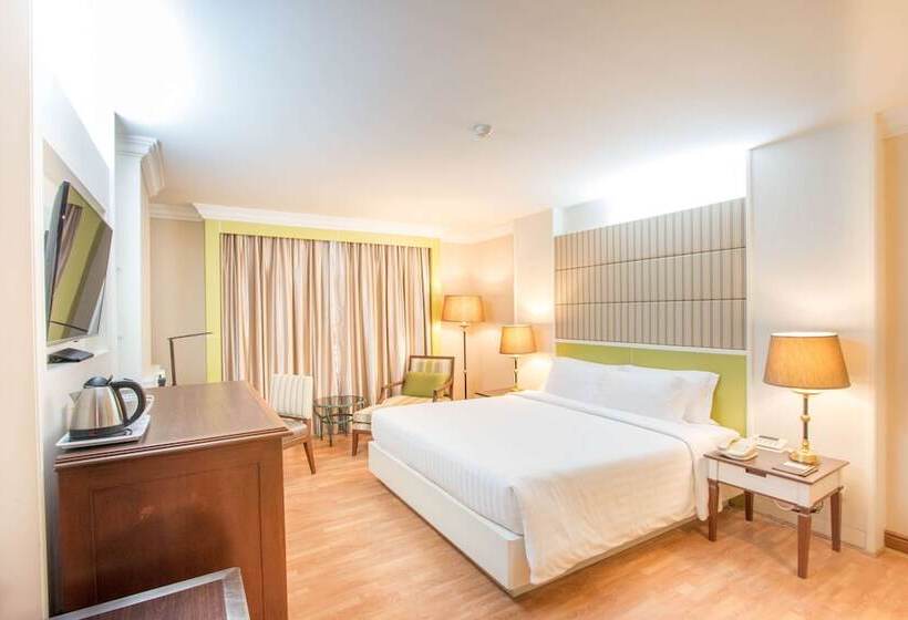 חדר דלוקס, Golden Tulip Sovereign Hotel Bangkok