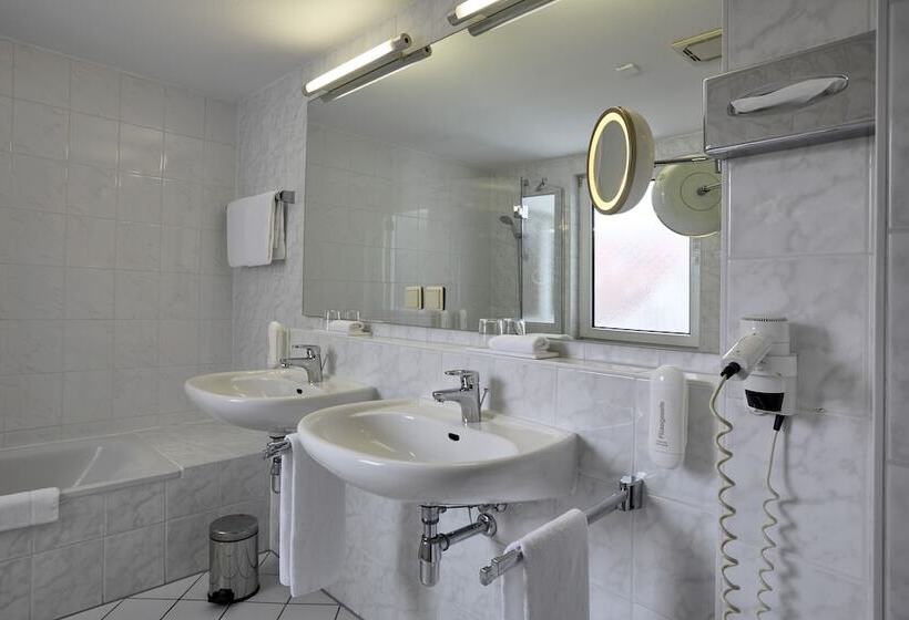 スイート, H+ Hotel Darmstadt