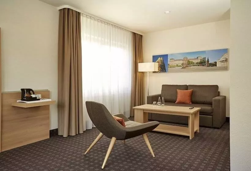 スイート, H+ Hotel Darmstadt