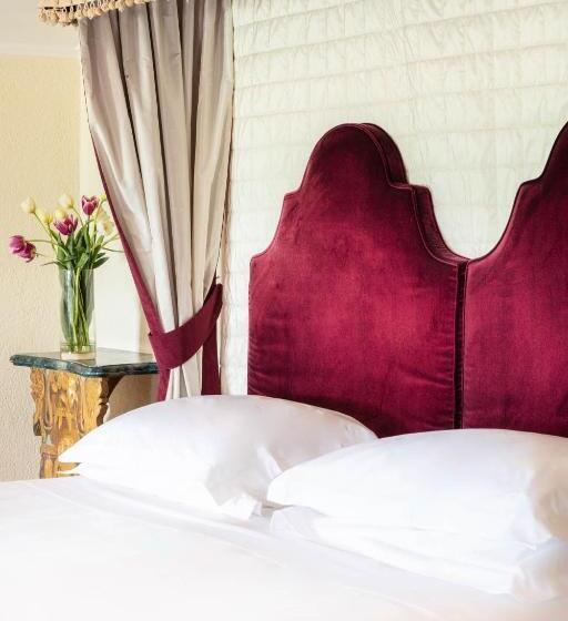 패밀리 스위트, La Posta Vecchia Hotel