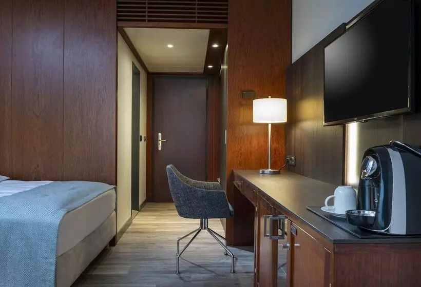 اتاق سوپریور, Maritim Hotel Bremen