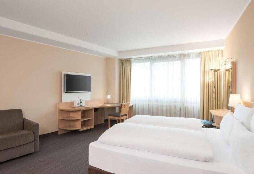 Апартаменты 1 Спальня, NH Düsseldorf City