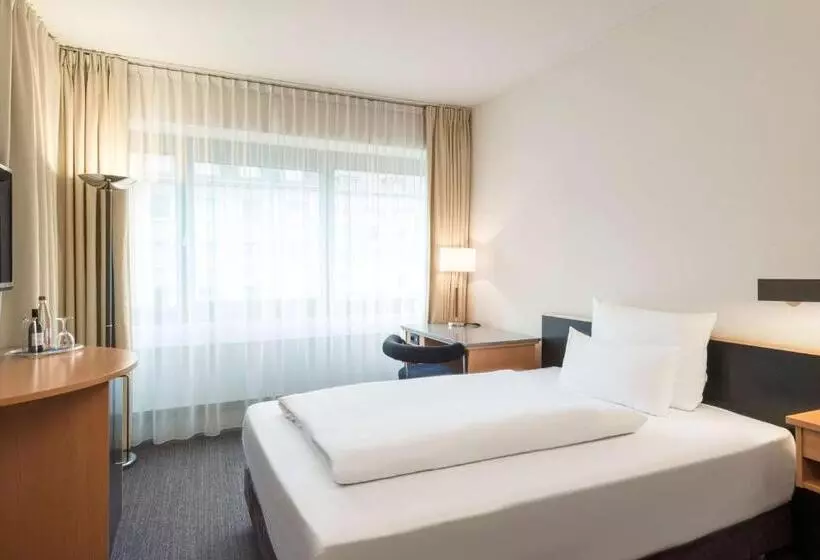 اتاق استاندارد یک نفره, NH Düsseldorf City