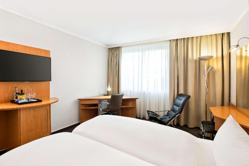 Номер Стандарт, NH Frankfurt Airport West