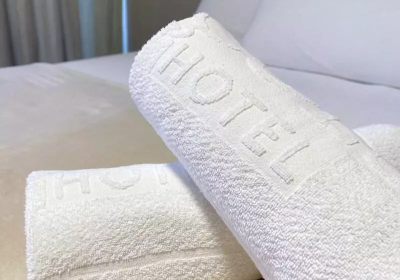 اتاق استاندارد سه نفره, NH Frankfurt Airport West