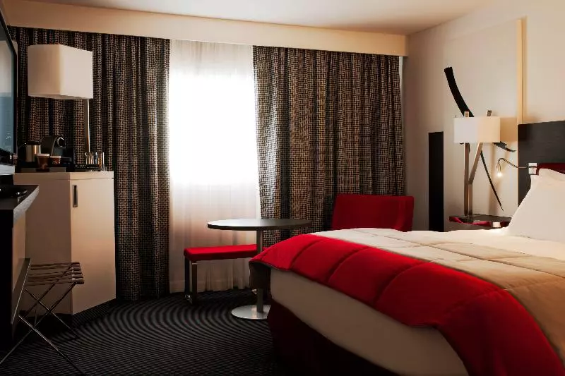 اتاق اکونومی, NH Frankfurt Airport West
