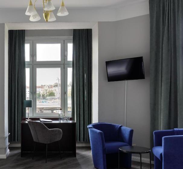 اتاق استاندارد, Nova