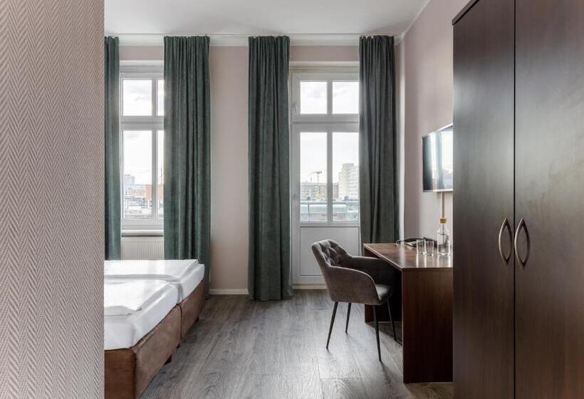 اتاق استاندارد, Nova