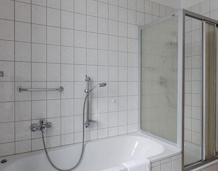 اتاق استاندارد, Nova