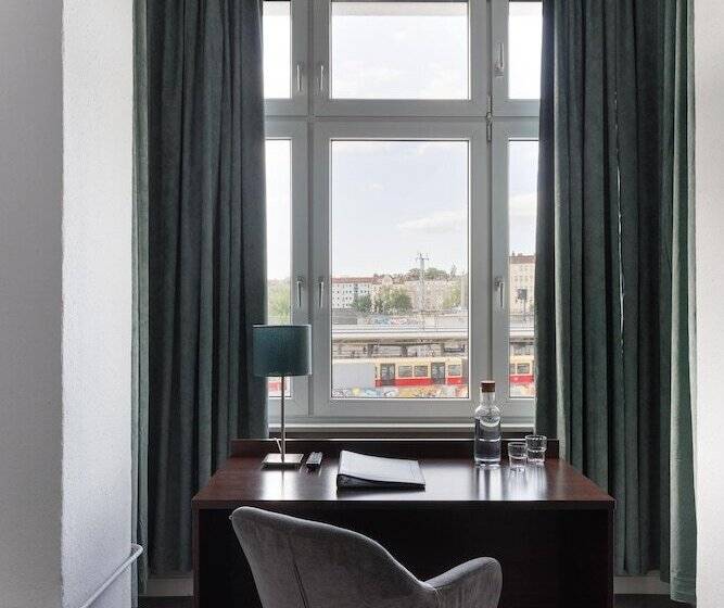 اتاق استاندارد, Nova