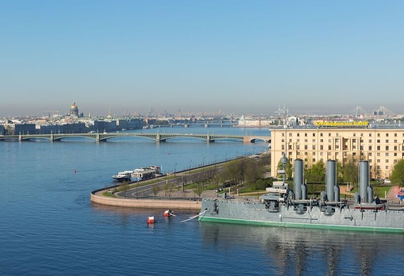 스탠다드 싱글 룸 강 전망, Saint Petersburg
