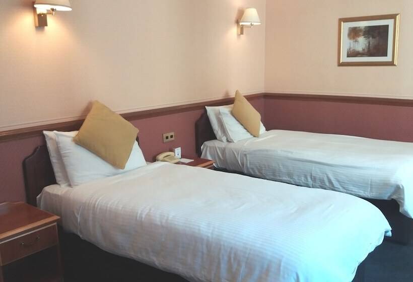 غرفة كلاسيكية, Salutation