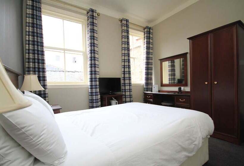 غرفة كلاسيكية, Salutation