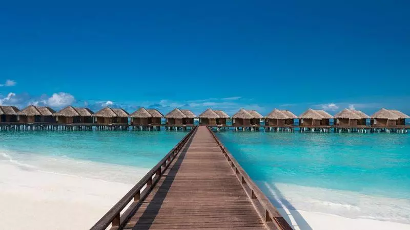 بانگلوی استاندارد, Sheraton Maldives Full Moon Resort & Spa