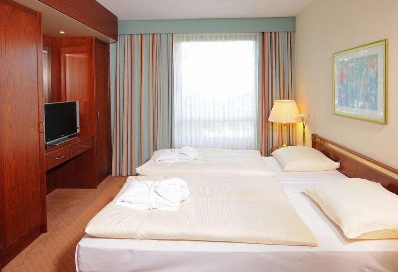 اتاق خانوادگی, Maritim Hotel Bremen