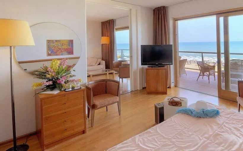 سوییت, Grand Hotel Berti