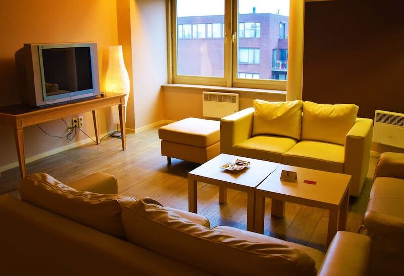 شقة عائلية, Ambassador Suites Antwerp