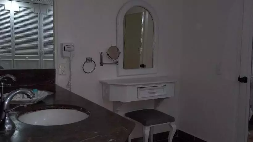 اتاق لوکس, & Museo Casa Turquesa