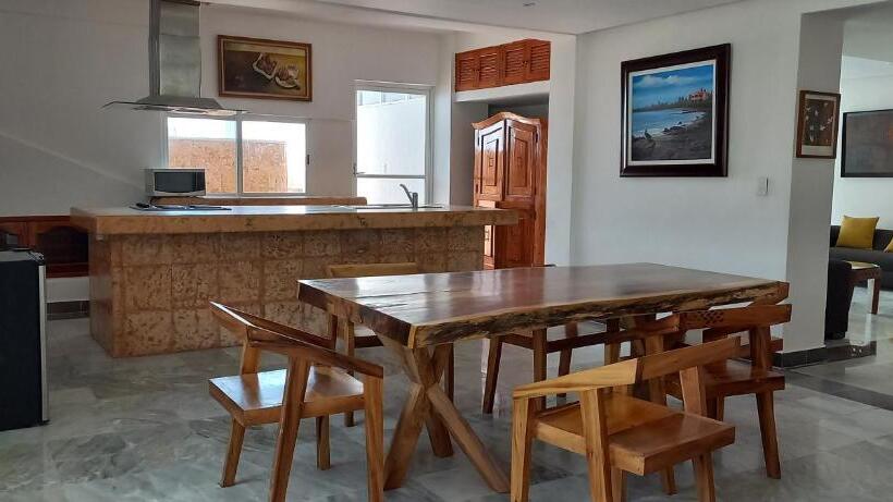 جناح غرفتين نوم, & Museo Casa Turquesa