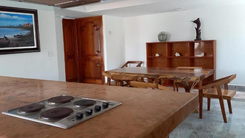 جناح غرفتين نوم, & Museo Casa Turquesa