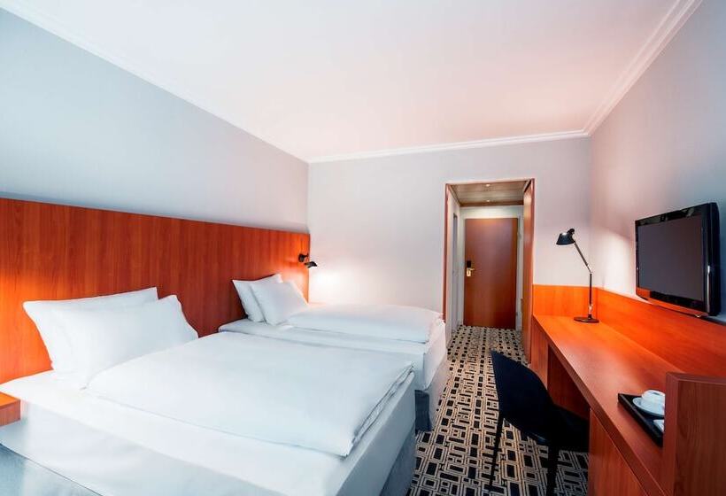 اتاق استاندارد یک نفره, NH Prague City