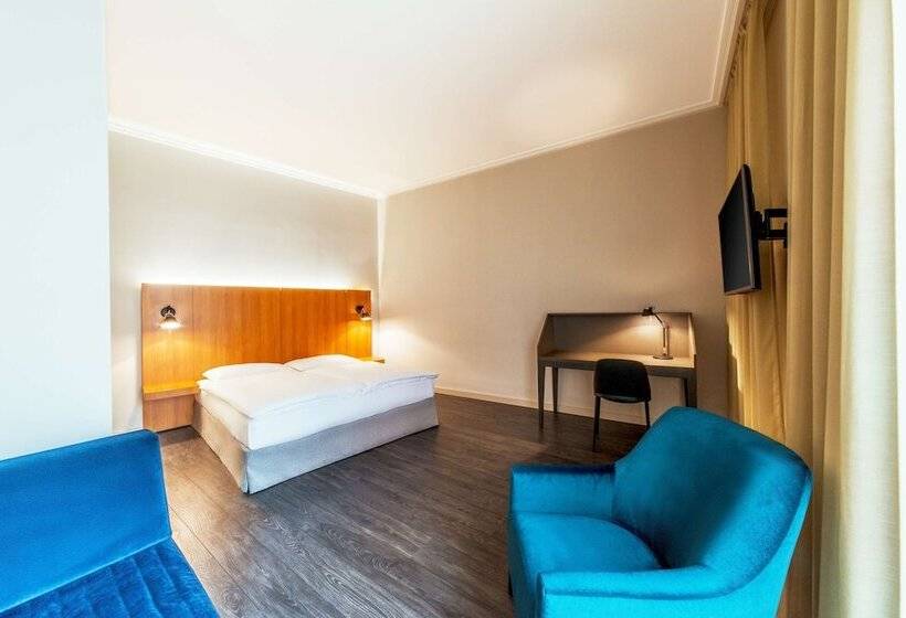 اتاق خانوادگی, NH Prague City