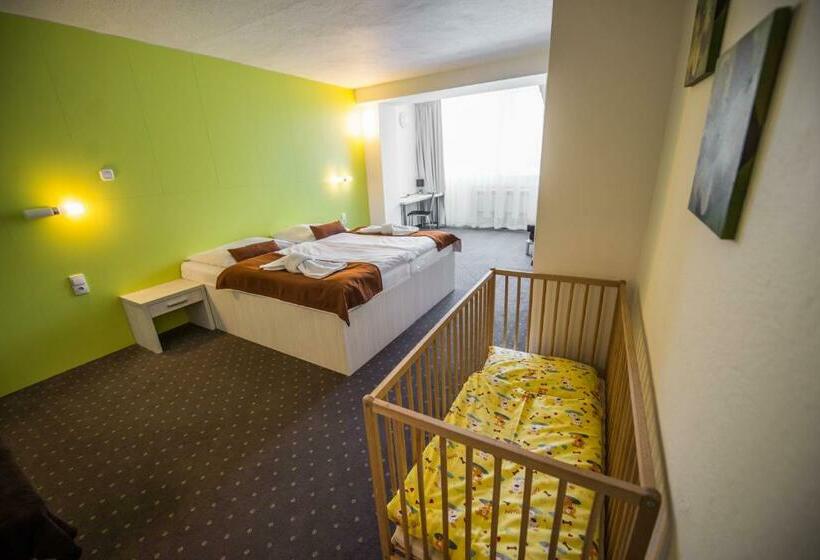 스탠다드 룸, Ostredok