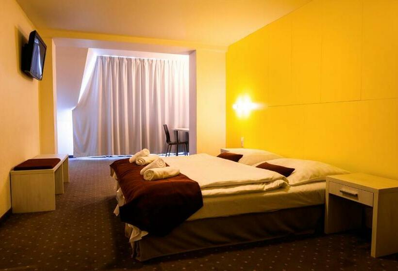 스탠다드 룸, Ostredok