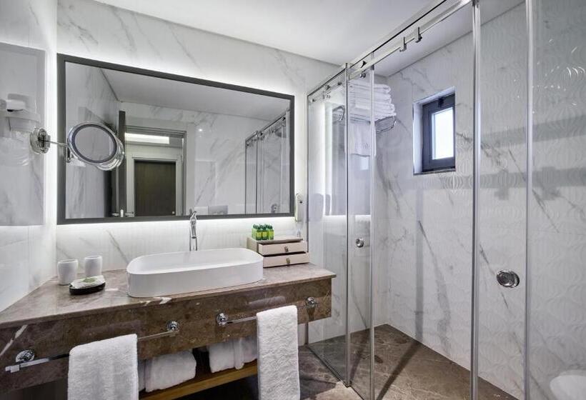 로얄 스위트, Movenpick Resort Antalya Tekirova