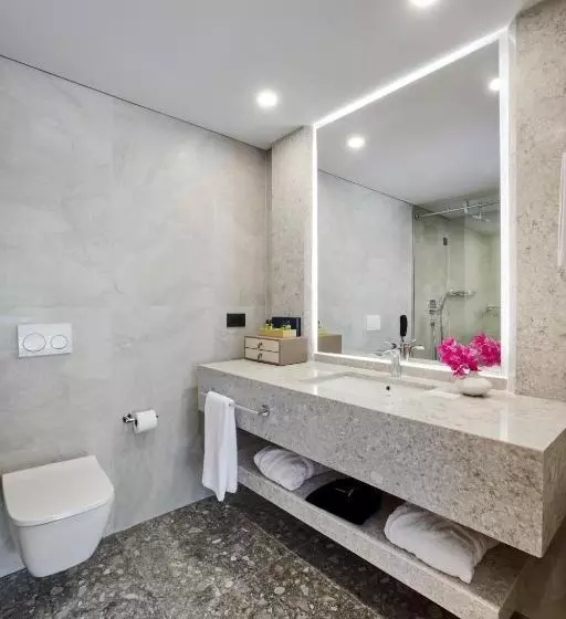 コンフォートルーム, Movenpick Resort Antalya Tekirova