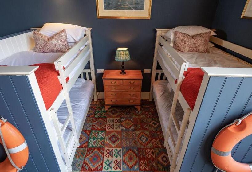 Family Suite, The George Hotel And Beach Club