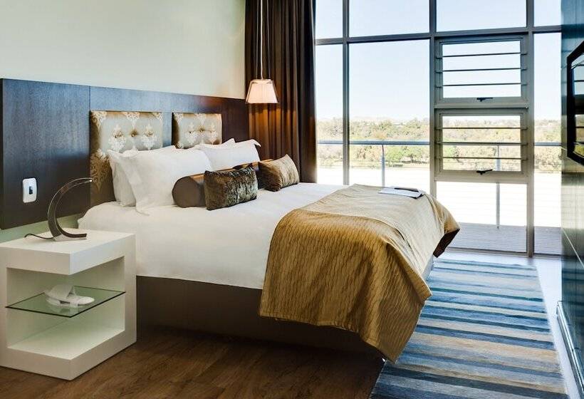 סוויטה, The Oasis