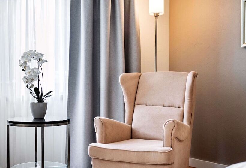 Номер Superior, Mövenpick Hotel München Airport