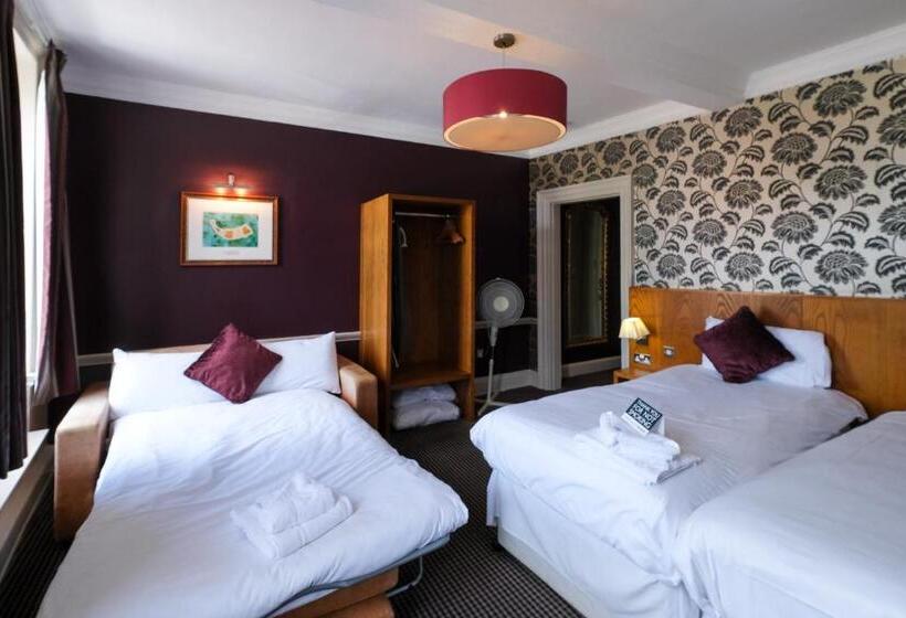 Семейный Номер, The Unicorn Hotel Wetherspoon