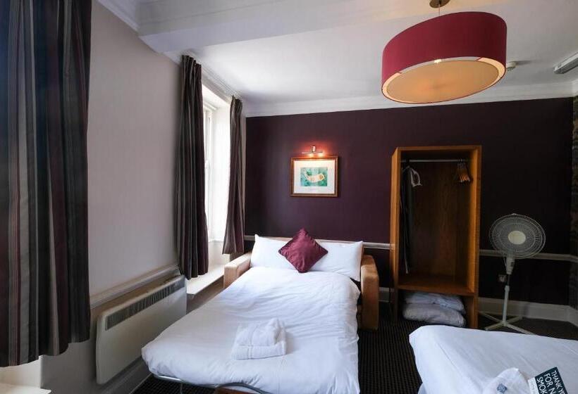 家庭间, The Unicorn Hotel Wetherspoon