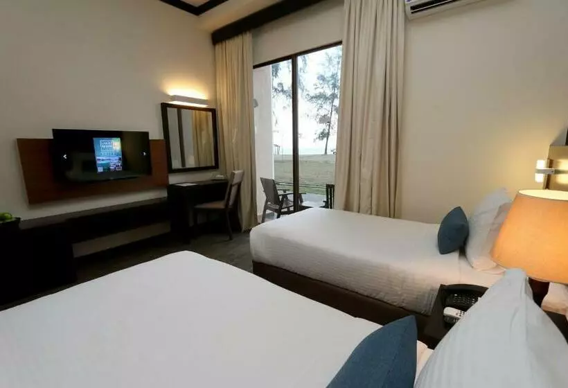 オーシャンビュースーペリアールーム, Villea Rompin Resort & Golf