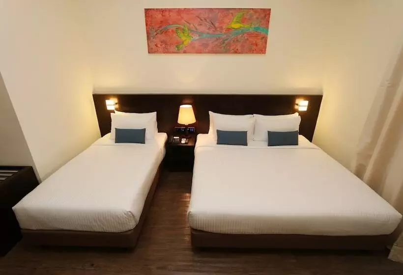 スーペリアトリプルルーム, Villea Rompin Resort & Golf